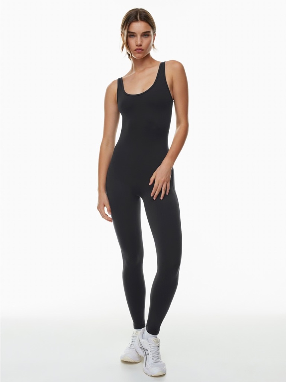 Aritzia TnaLIFE Shake-It Jumpsuit